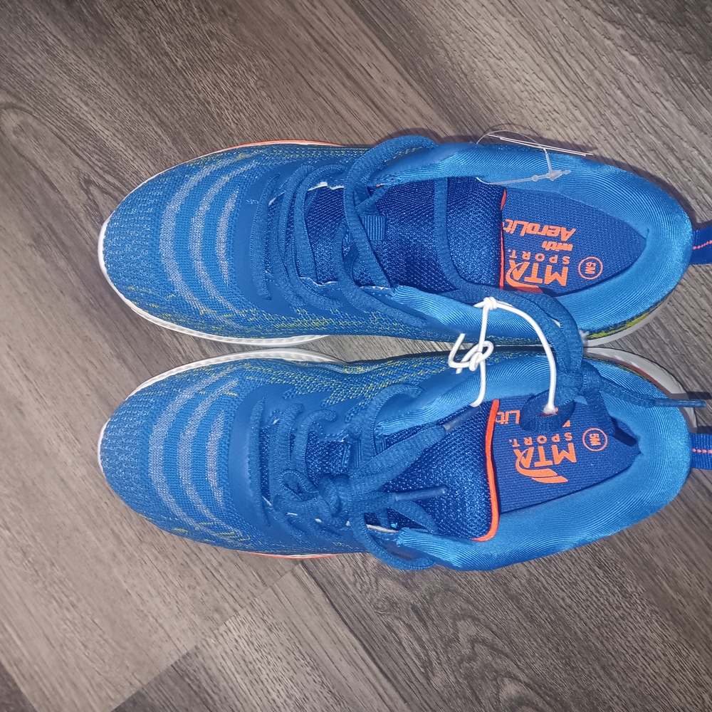 MTA Sport Blue Sneakers with Athletic Design